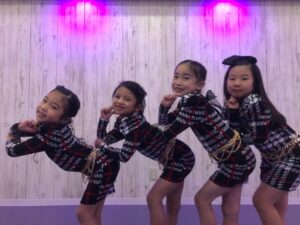 照明の色で子どもたちのテンションUP!SNS等へ投稿可能な品川レンタルスタジオ